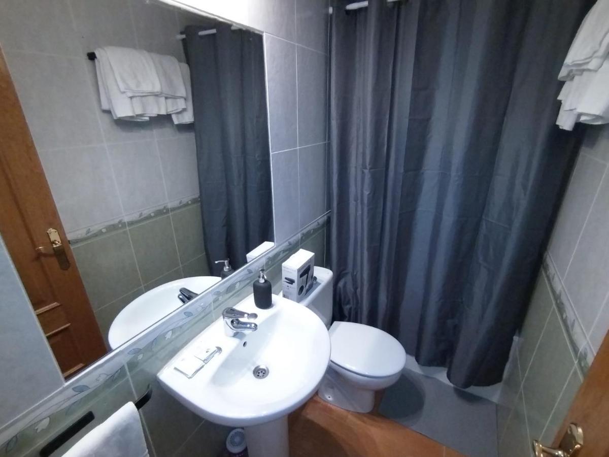 Puerta Del Sol - Apartamento Para 4 Madrid Bagian luar foto